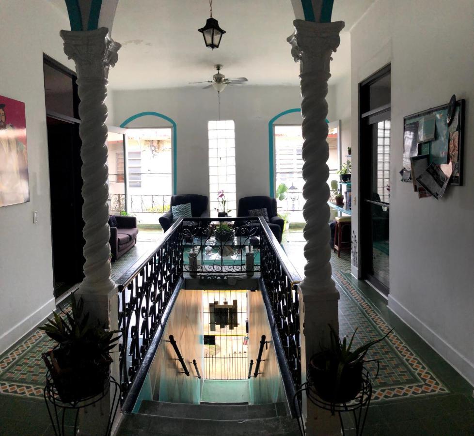 Medusa'S Hostel Aguadilla Exterior photo