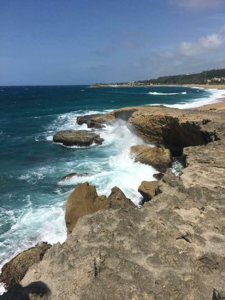 Medusa'S Hostel Aguadilla Exterior photo